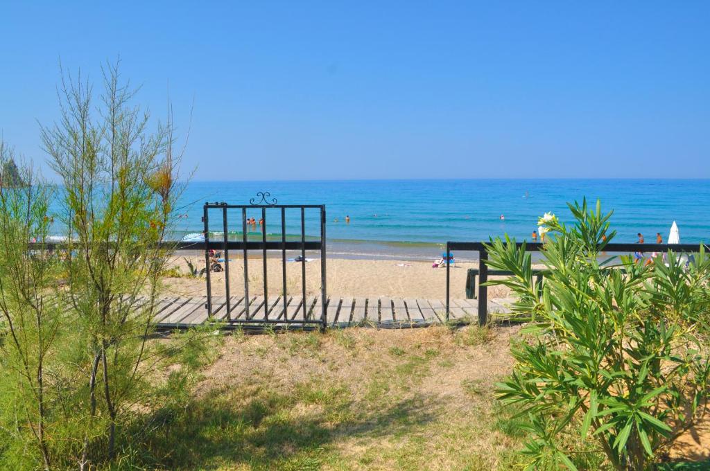 Beachfront holiday House “yannis” on Agios Gordios beach in Corfu room 5
